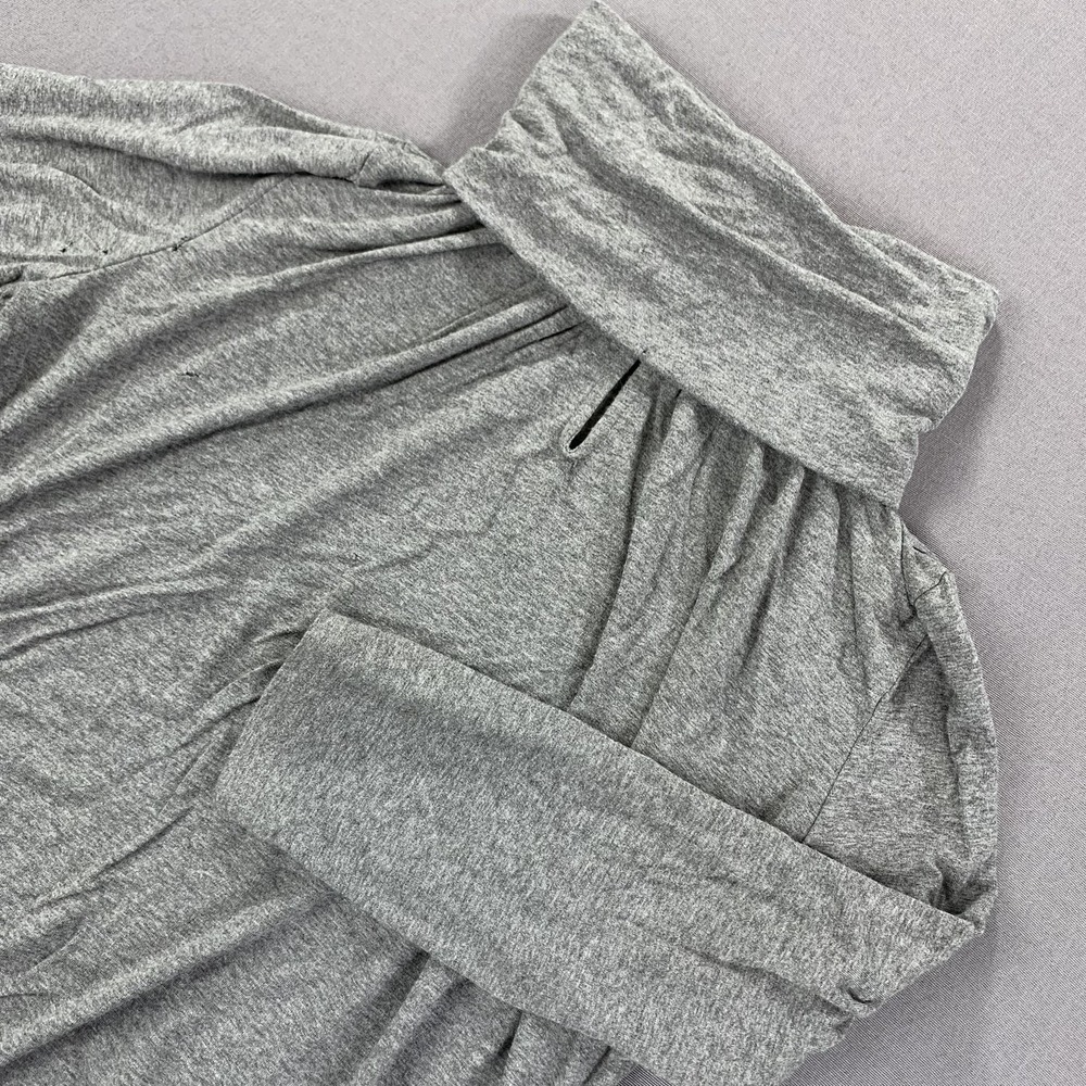 New York & Company Shirt Womens Medium Gray Turtleneck Tunic 3/4 Sleeve Stretch